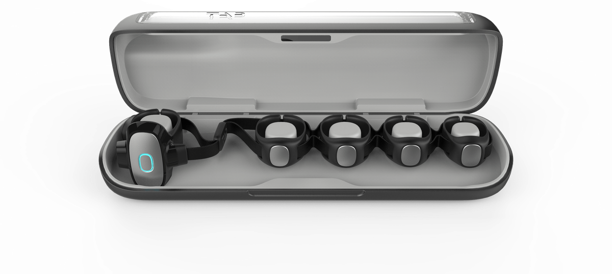 XR Tap ウェアラブルキーボード 手首に装着してタイピングできるAR/VR対応 Amazon.co.jp: キーボード