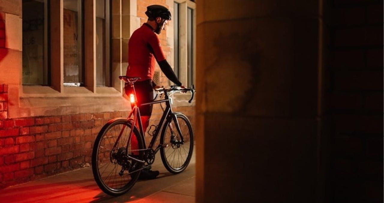 Kickstarterで最も売れた自転車用ライト｢BEAM｣＆｢ICON2｣とは