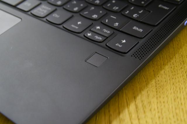190815YogaC630-03