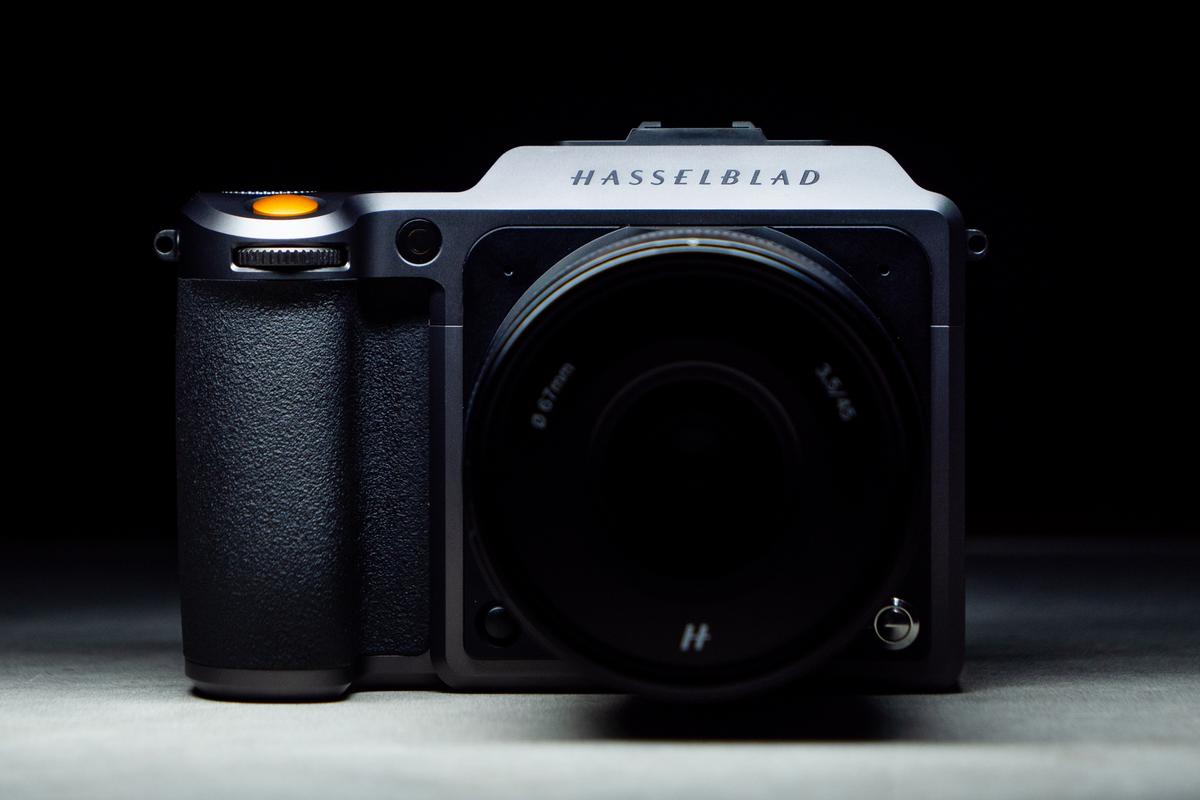 中判ミラーレスカメラ「Hasselblad X1D II 50C」レビュー：今の日本に 