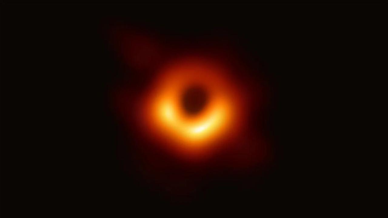 ブラックホールの撮影に成功した科学者たちに名誉ある科学賞【追記あり】