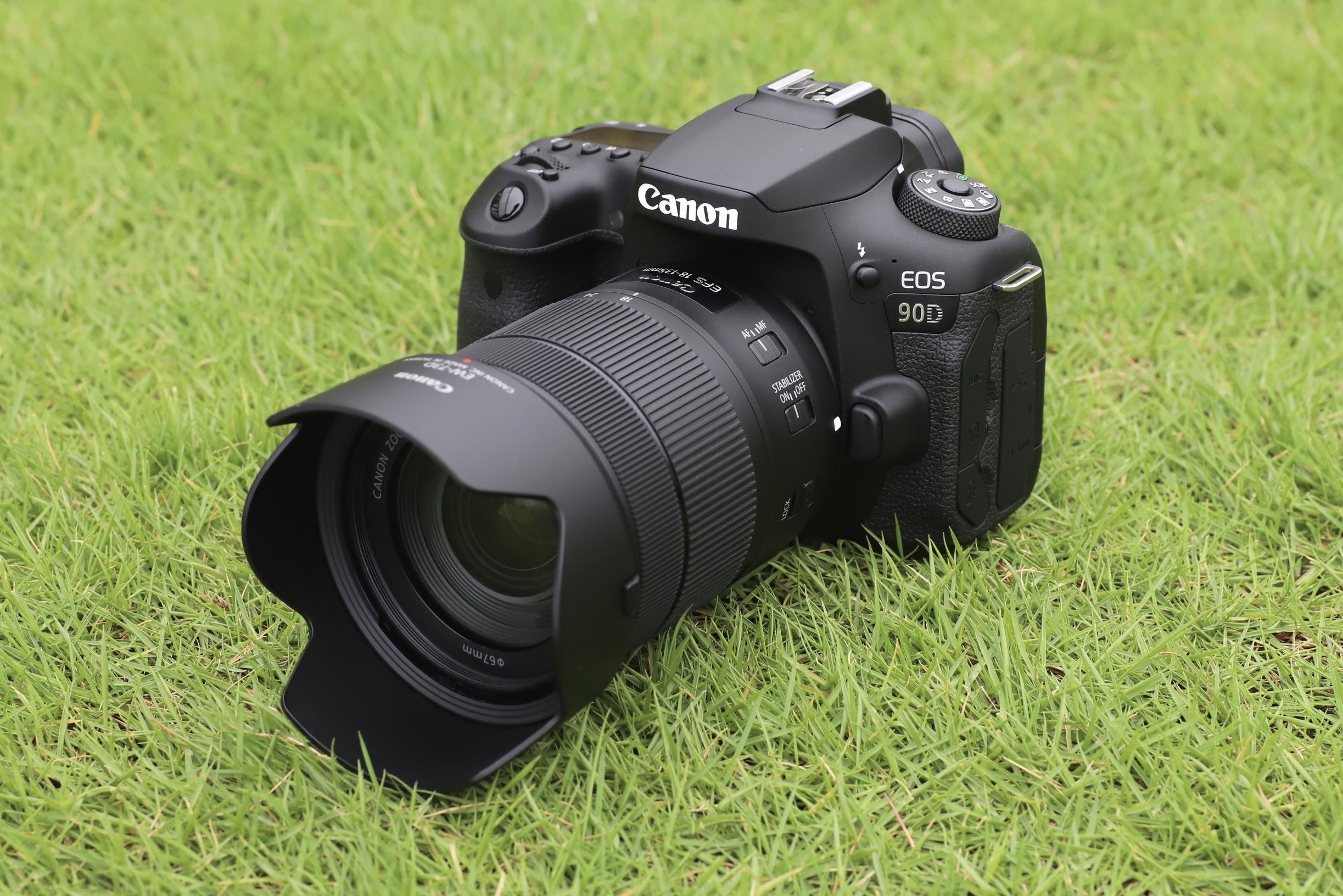 最適な価格 一眼レフカメラ Canon - カメラ