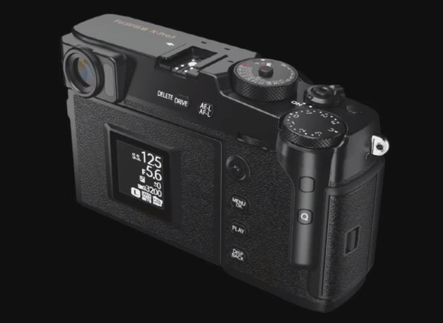 富士フイルム｢X-Pro3｣開発発表！ まさかの｢隠し液晶｣でお披露目