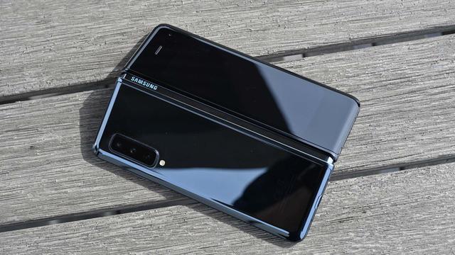 191029galaxyfold05