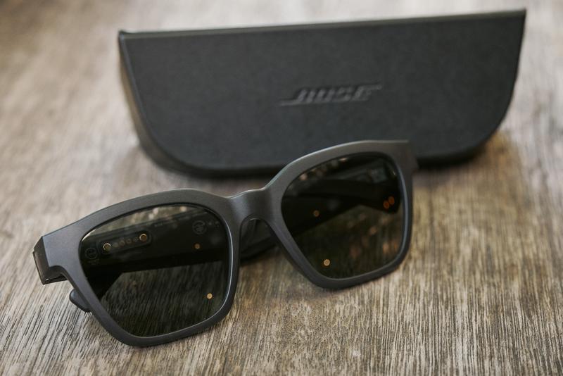 耳を塞がないメリットは想像以上。Boseのスマートサングラス「BOSE 