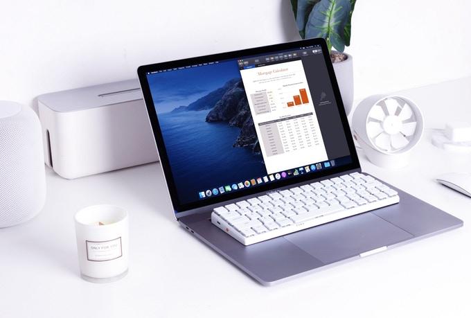 MacBookのキーボードが使いづらいとお嘆きの貴兄に。MacBookに載せて