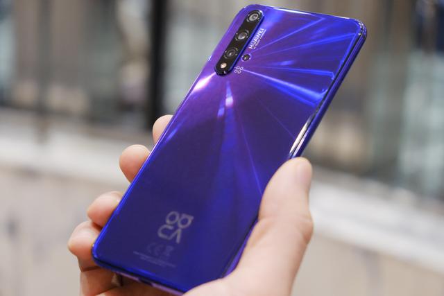 191114huawei_04