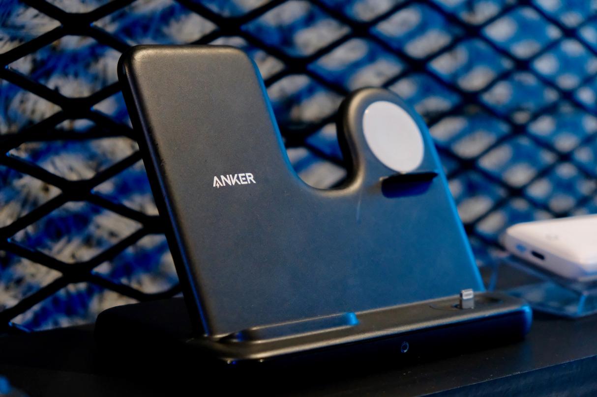 価格について追記あり】Ankerの3in1充電器は｢Apple三種の神器｣を同時