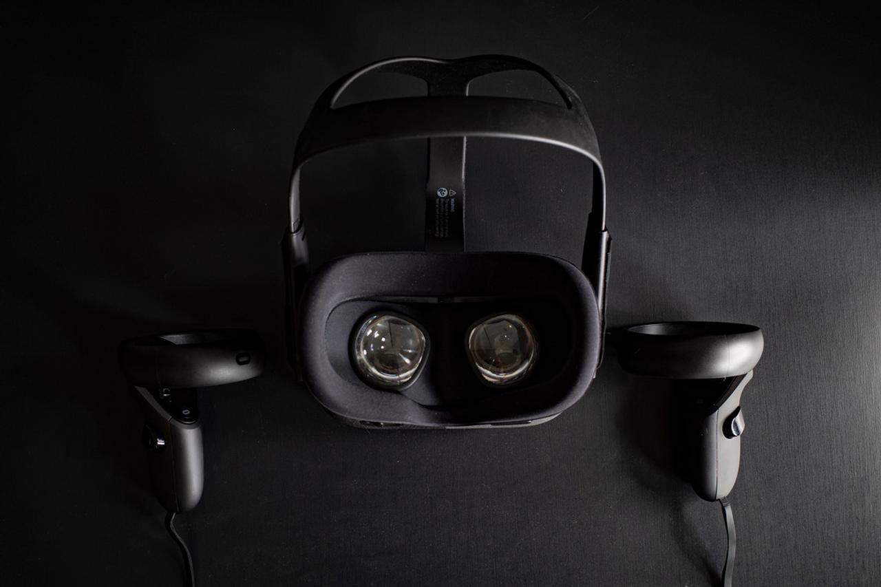 VRに手を直接つっこめる。Oculus Questがハンドトラッキングに対応