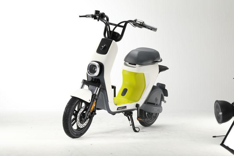 Segway-Ninebotから、電動バイクとモペッドが登場します | ギズモード