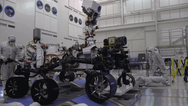 NASAのMars 2020探査車が初めての試運転で大成功！