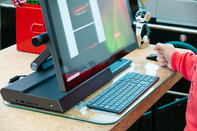 191225-lenovo-yoga_GD_0104