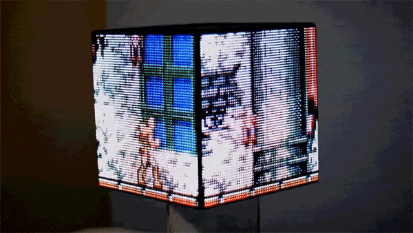 回転LEDキューブで『悪魔城ドラキュラ』を遊ぶ。一瞬で酔うかも