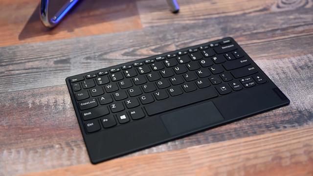 ThinkPad_X1_Fold-G