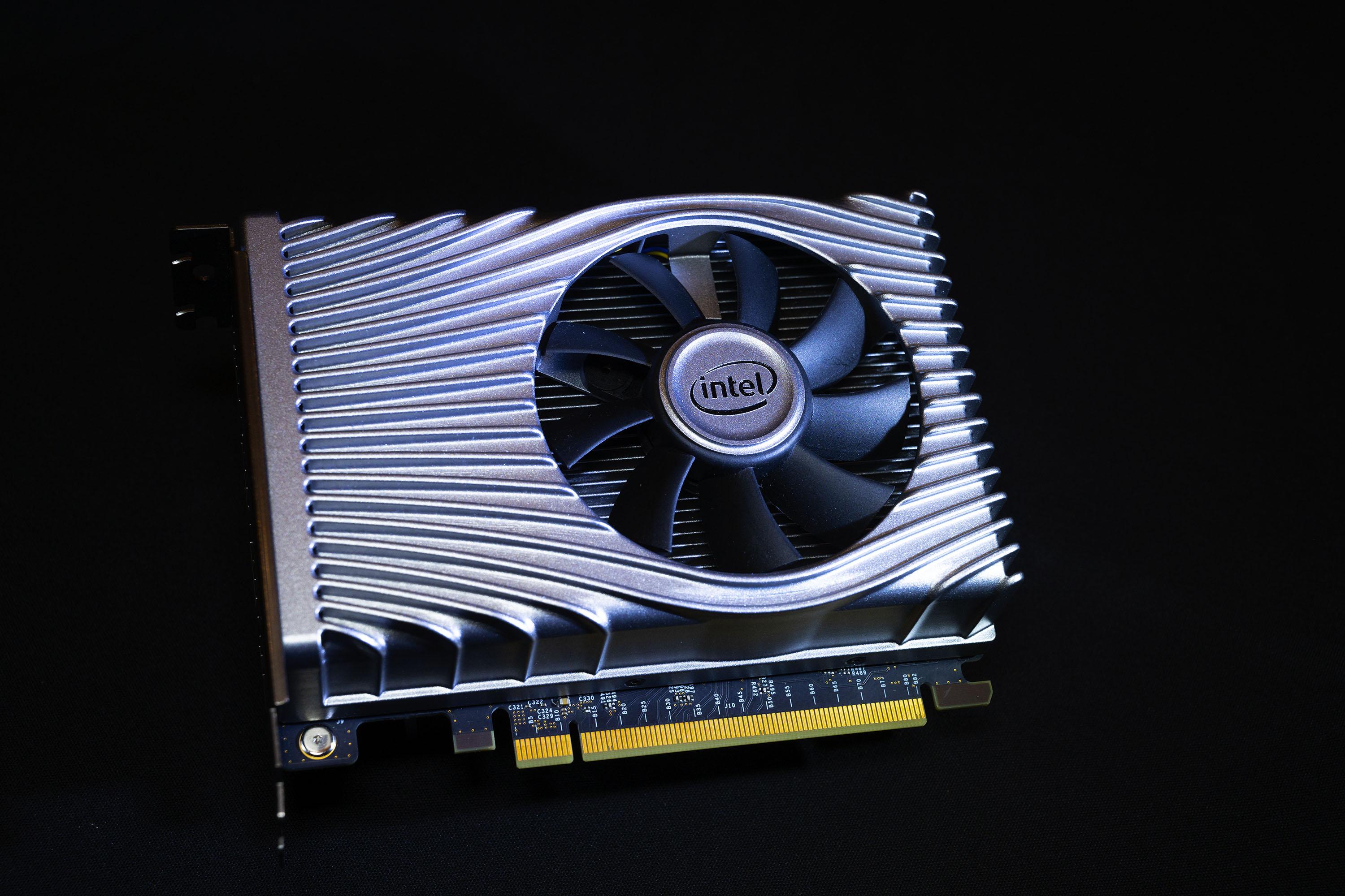 ごぶさたしてます！ Intelのグラフィックボード登場 #CES2020