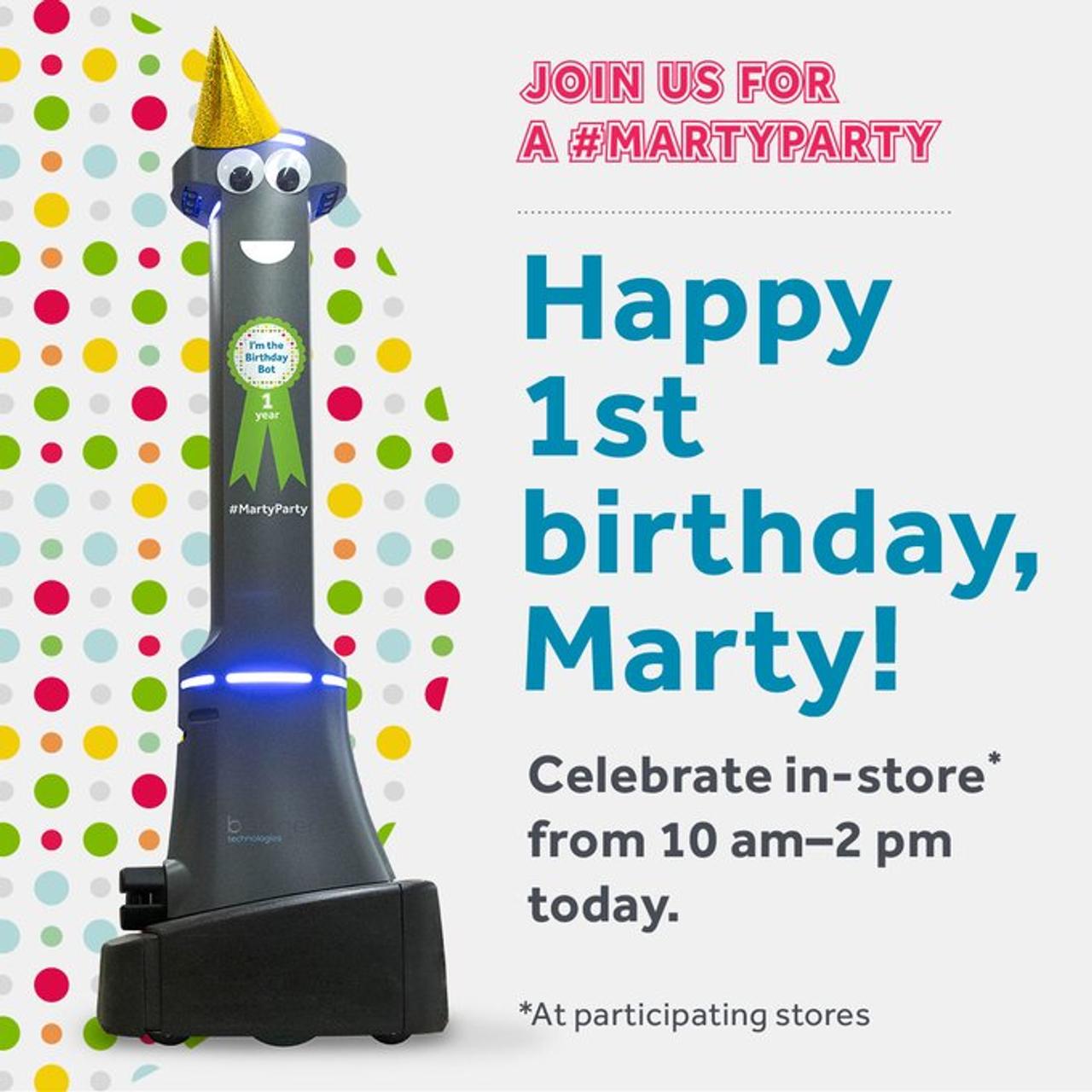 働くロボット、マーティ君。誕生日パーティがよっぽどうれしかったようです