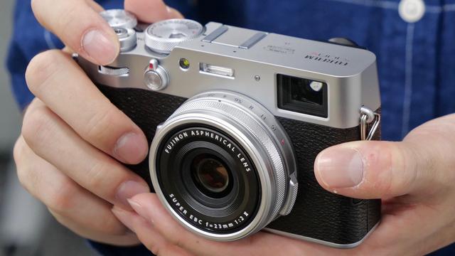 富士フイルム｢X100V｣、別人のような新デザインでした | ギズモード 