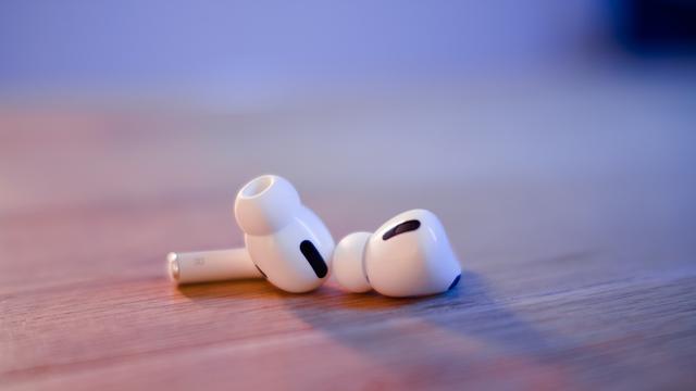 191029-AirPods-001