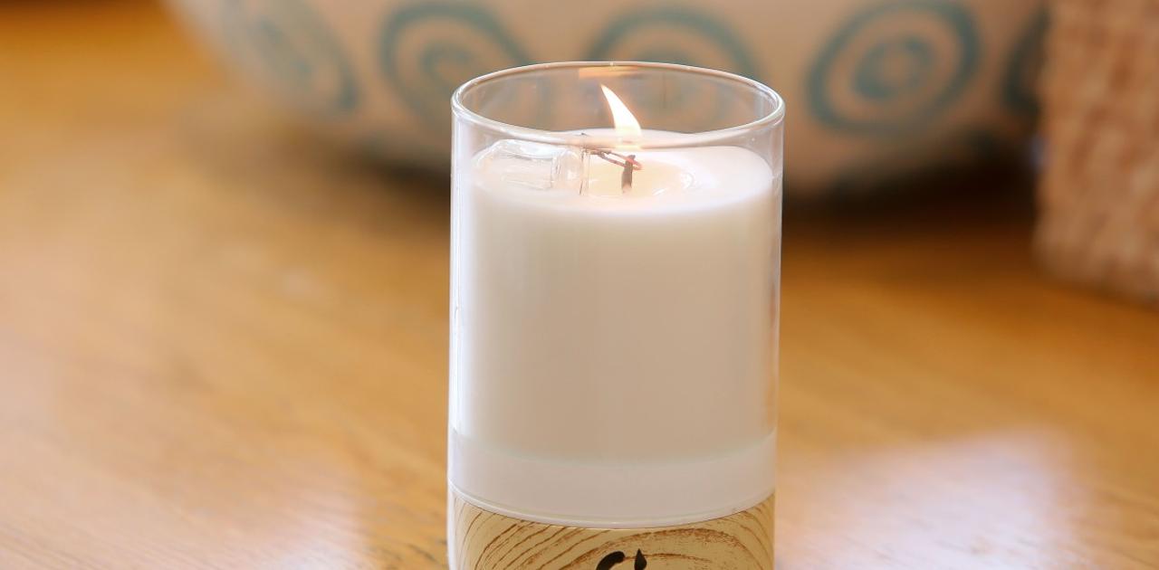 火をあやつれる時代キタ。スマホで点火するスマートキャンドル