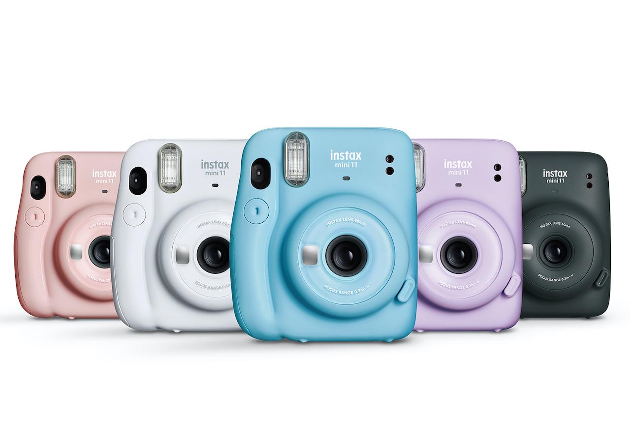 新チェキ｢instax mini 11｣のオート露光でパーティナイトを美しく