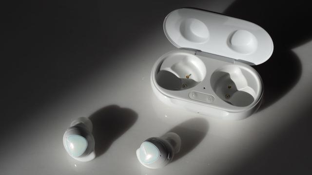 200228galaxybuds-02