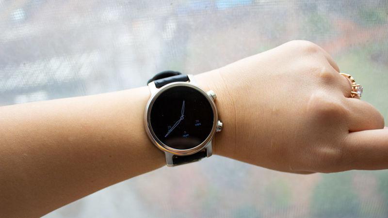 モトローラの最新スマートウォッチ｢Moto 360｣レビュー：見た目も中身も