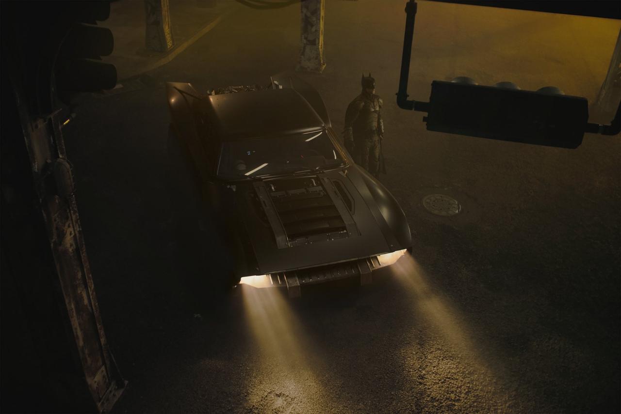 新映画版『バットマン』のバットモービル公開！なんだか『ワイルド・スピード』みたい