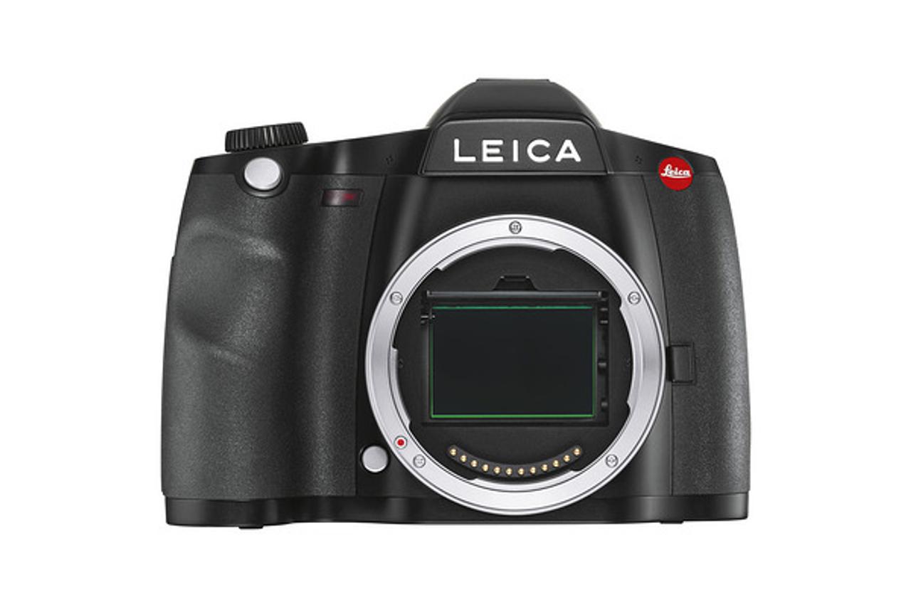ライカの中判一眼レフ｢LEICA S3｣発表。貫禄の3ケタ万円です。