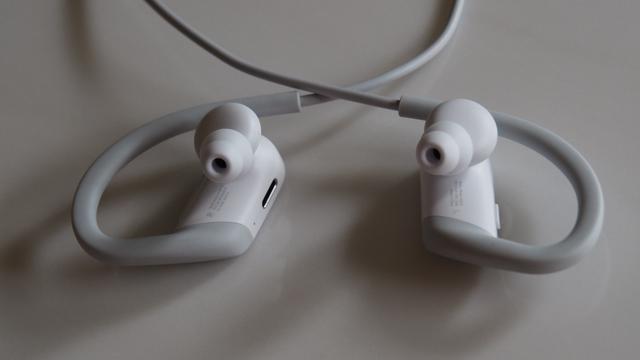 200325powerbeats404