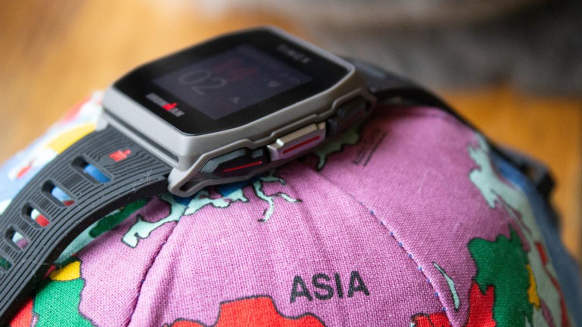 Timexスマートウォッチ「Ironman GPS R300」レビュー：ほぼ1か月充電 