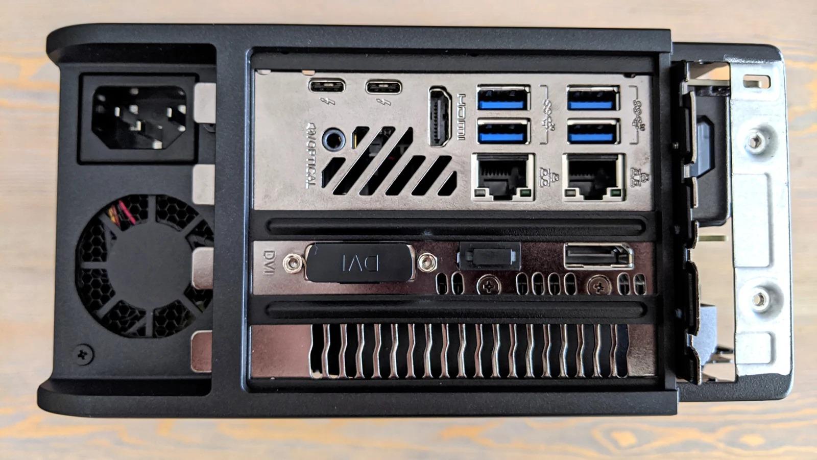 Intel NUC 9 Extreme Kitレビュー：小型ゲーミングPCとして最高