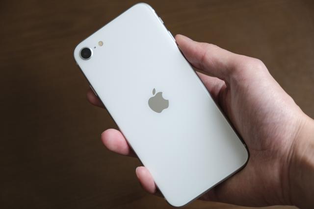 200424iphonesehandson_04