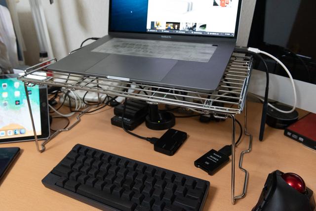 ニトリのキッチンラックレビュー ノートpcスタンドとしてコスパよし ギズモード ジャパン ニトリのキッチンラックレビュー ノートpcスタンドとしてコスパよし ギズモード ジャパン