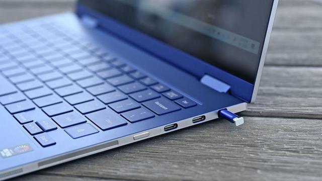 200506_galaxybookflex4