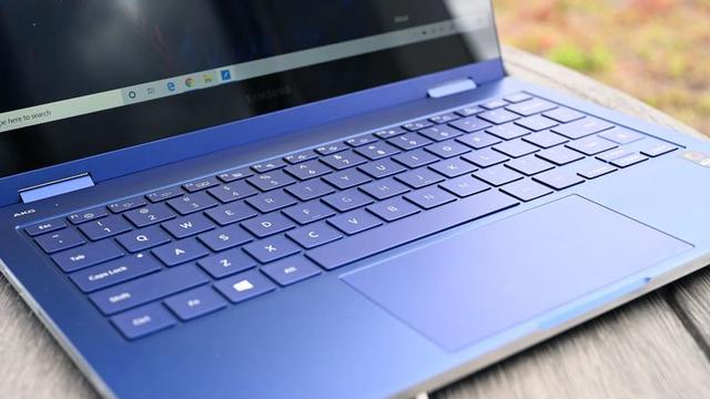 200506_galaxybookflex7
