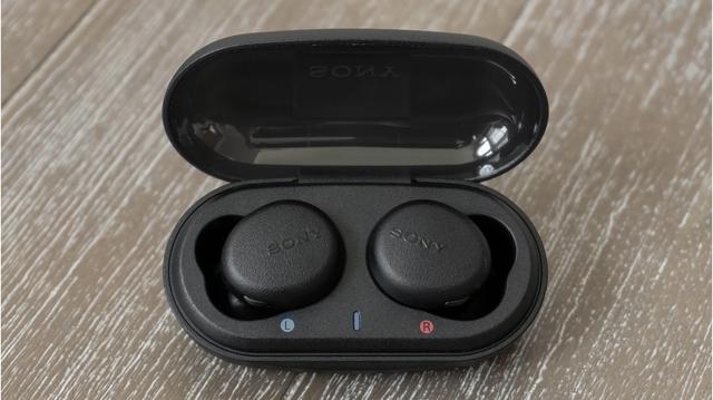 200513SONYWH-XB7005