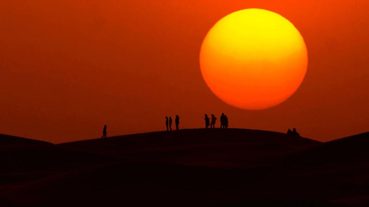 2070年までに地球の20％がサハラ砂漠のような気温になってそこに人類の3分の1が住むことに