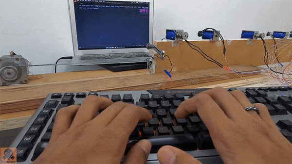 誰得 でも いい音だ タイプライターの打鍵音を突き詰めたキーボードがdiyされる ギズモード ジャパン