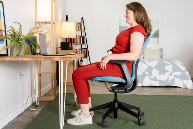 WIRECUTTER-REVIEWS-OFFICE-CHAIR-22-23