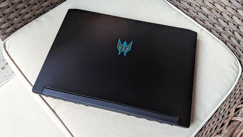 Acer Predator Triton 500レビュー：素晴らしいゲーミングラップトップ。でも高すぎる。 | ギズモード・ジャパン