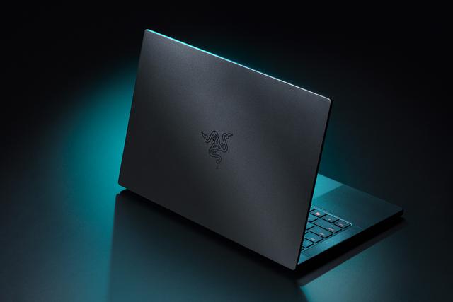20200804gizmodo_razer-blade-stealth