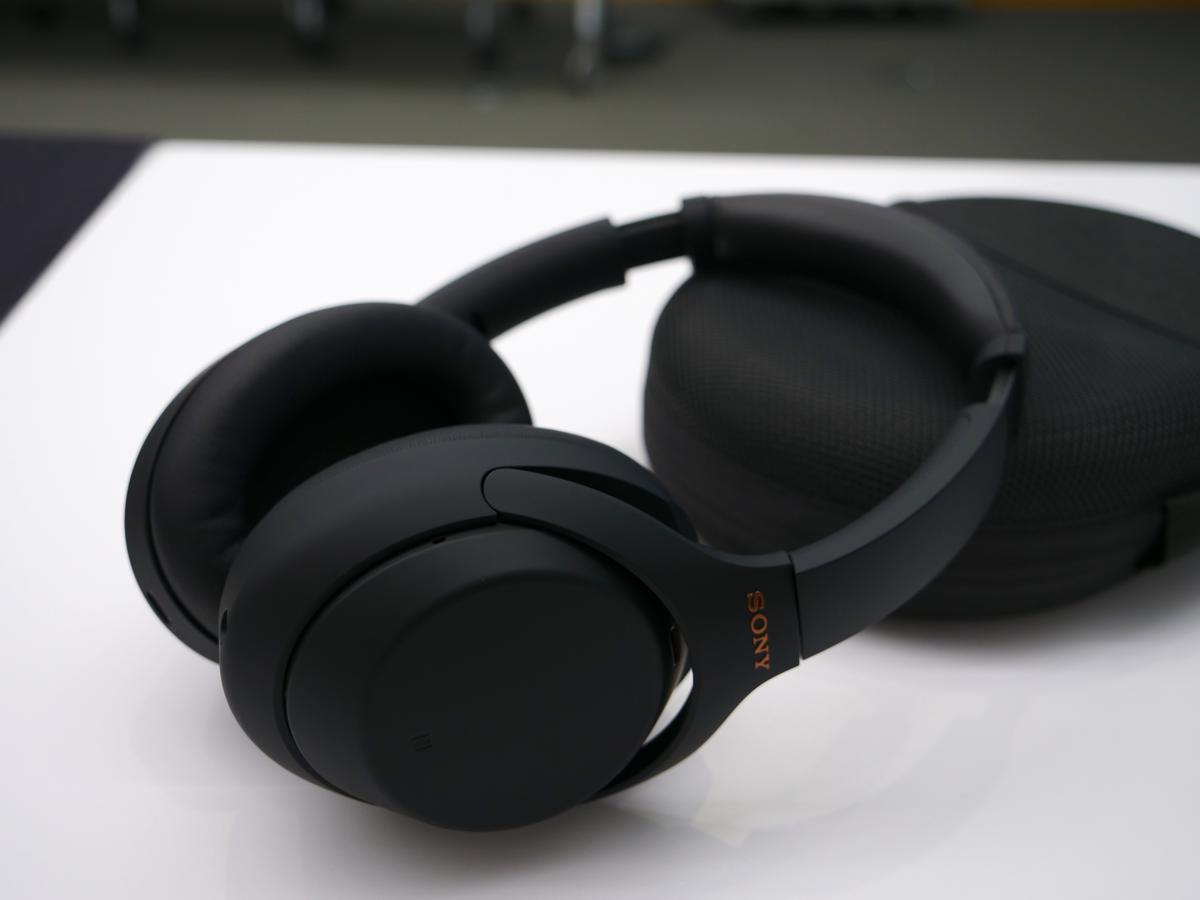 ソニー最強のノイキャンヘッドホンがAIで進化！ WH-1000XM4は便利＆高