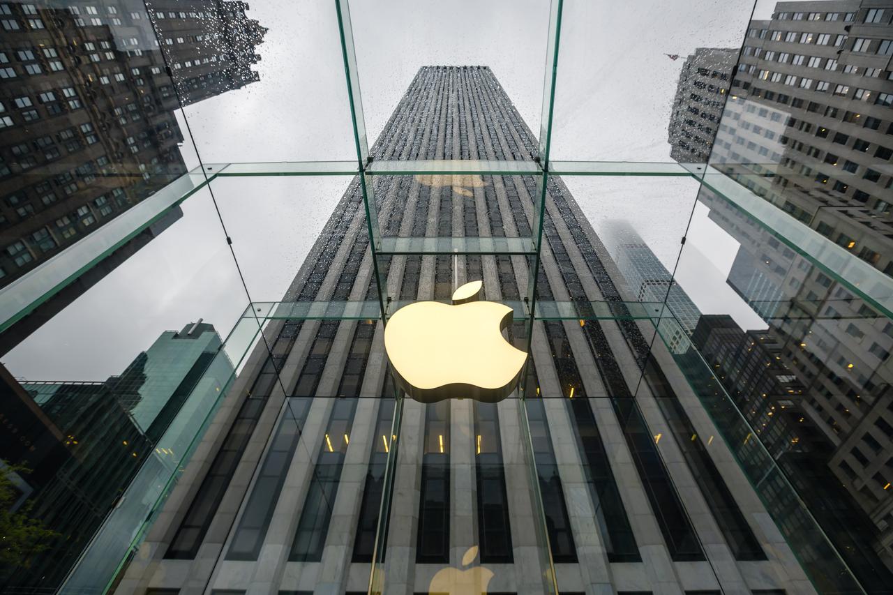 Apple、アメリカ民間企業初の2兆ドル企業になる