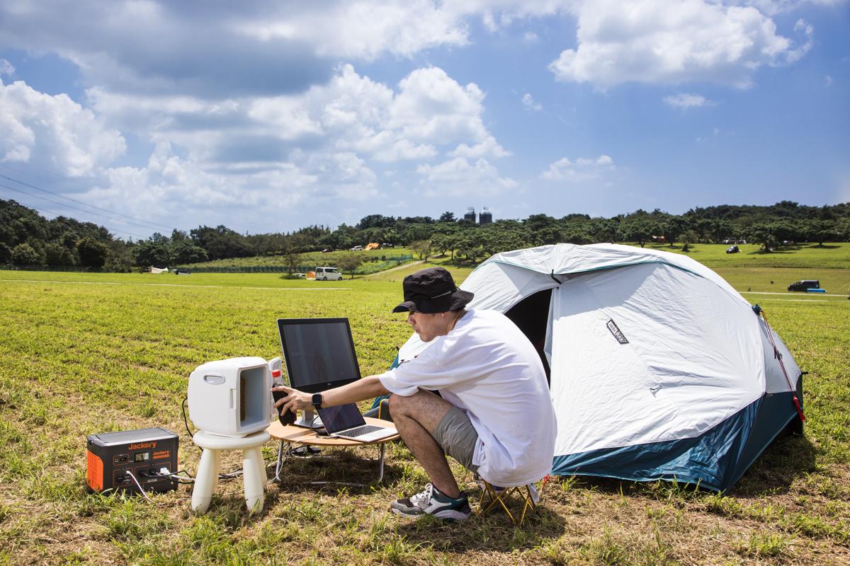 なにこの魔法の箱。オール電化キャンプを実現する｢Jackery ポータブル