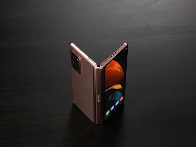 galaxy-fold2-7