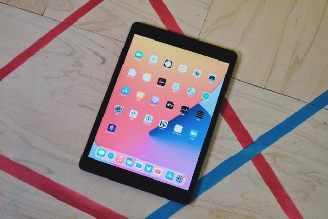 iPad第8世代　値下げ7月中まで！