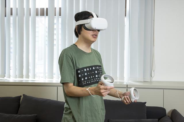 Oculus Quest 2を装着