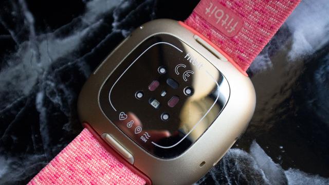 200923FitbitSense5