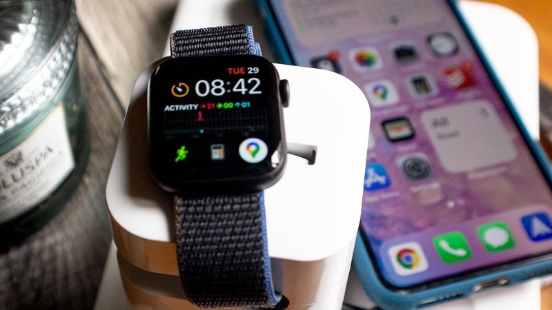とりあえずApple Watch SE買っとこ！ | ギズモード・ジャパン