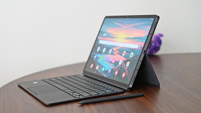 201008GalaxyTabS7Plus3